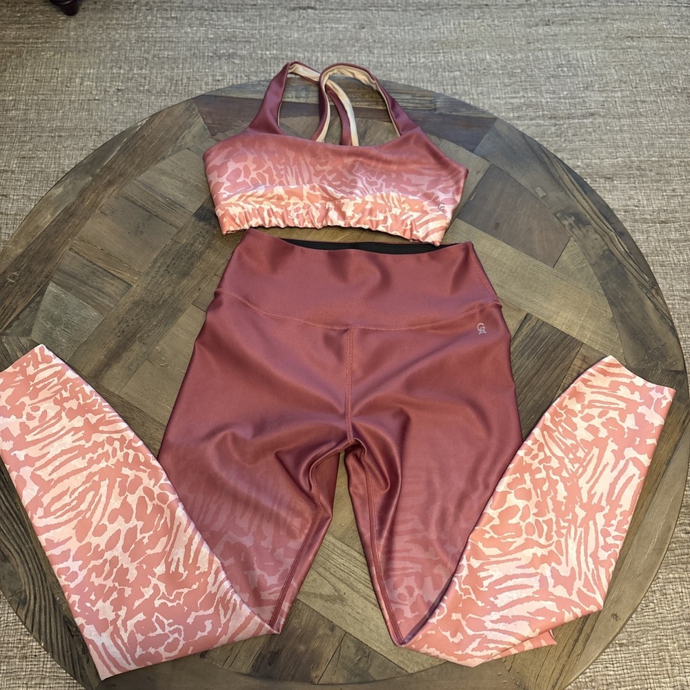 Good American Pink Coral Ombré Animal Print Leggings Sport Bra Set Size 3 (L)